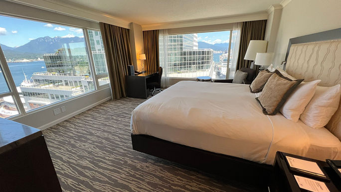 Corner room at the Vancouver Fairmont Waterfront