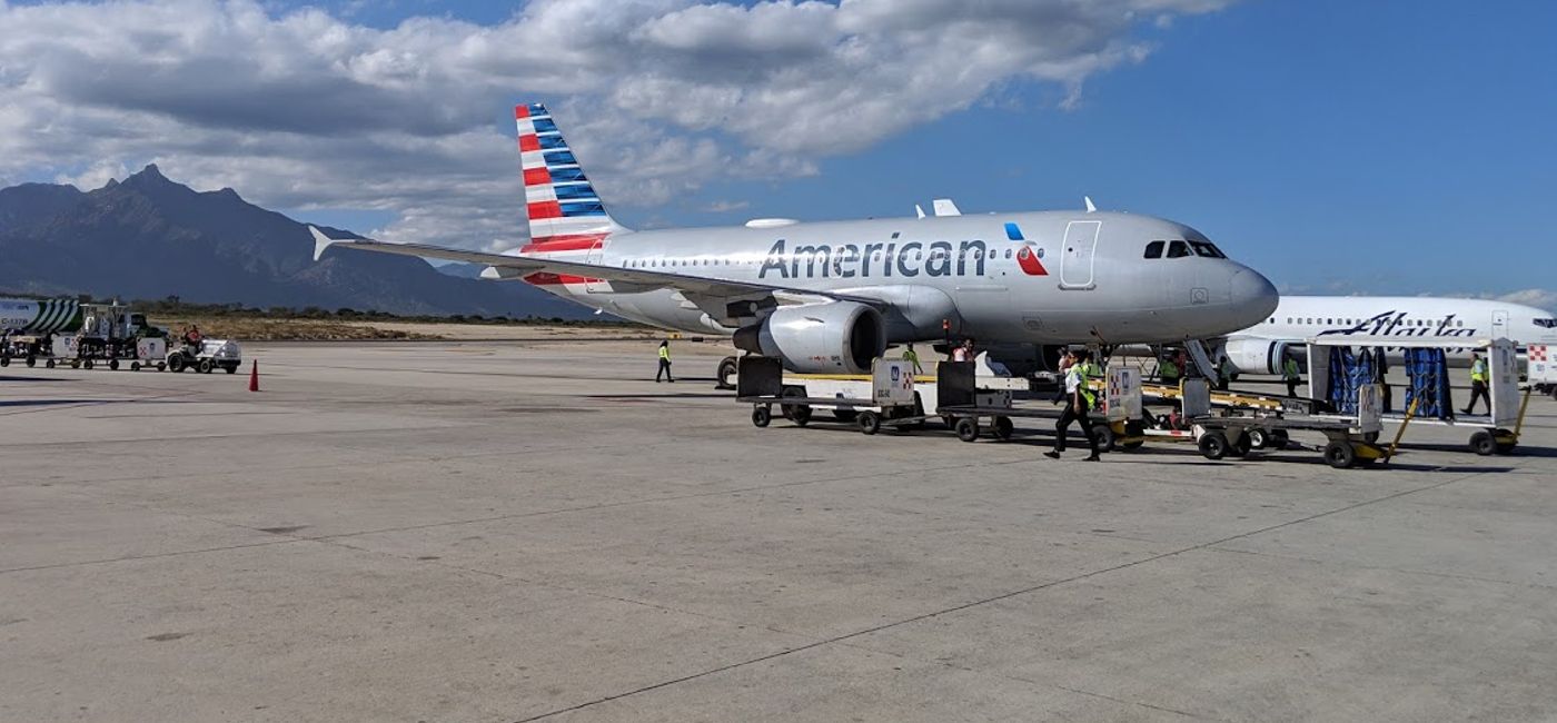 Image: American Airlines aircraft at Los Cabos International Airport. (Photo Credit: Alex Temblador)