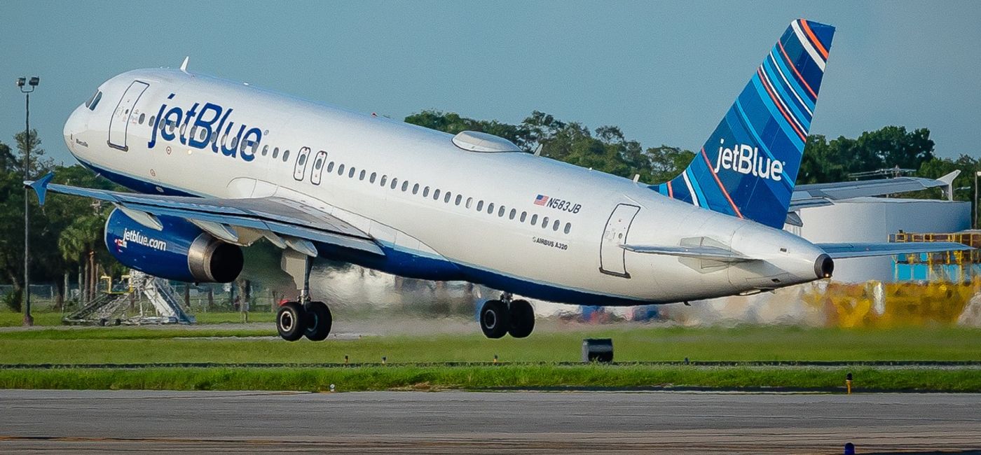Image: JetBlue aircraft taking off. (Photo Credit: JetBlue)