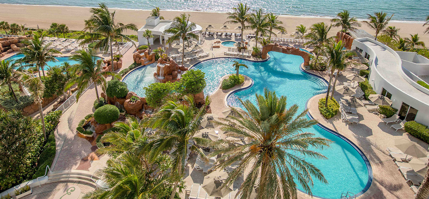 Image: Pool at Trump International Beach Resort, Miami (photo courtesy Pool at Trump International Beach Resort, Miami)