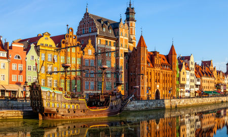 The riverside with the characteristic promenade of Gdansk, Poland. (Photo via nightman1965 / iStock / Getty Images Plus)