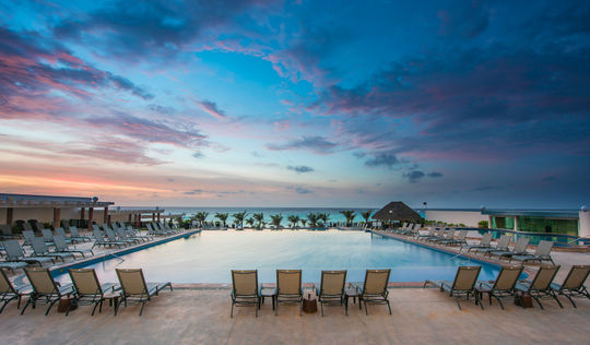 Seadust Cancun Family Resort pool, Playa Hotels & Resorts, Seadust Cancun Family Resort
