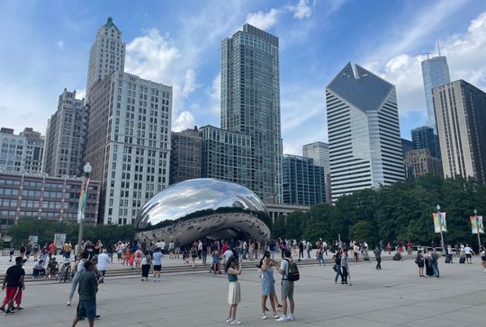 The Bean in Chicago's Millennium Park, chicago bean, chicago illinois, cloud gate chicago